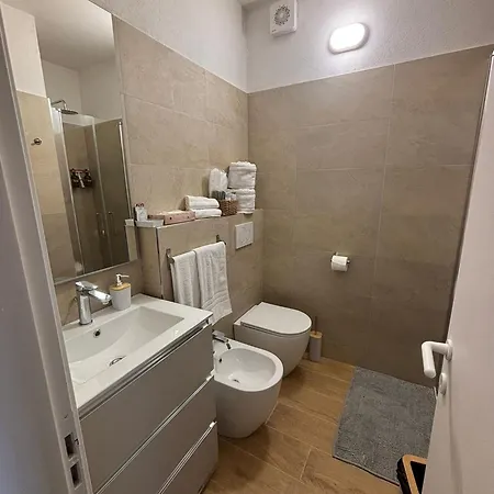 La Casa Di Giore - Fronte Mare Gabbiani Ombrellone E 2 Lettini Inclusi * ファーノ