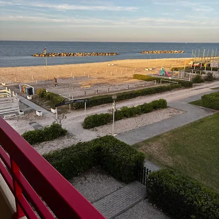 アパート La Casa Di Giore - Fronte Mare Gabbiani Ombrellone E 2 Lettini Inclusi ファーノ